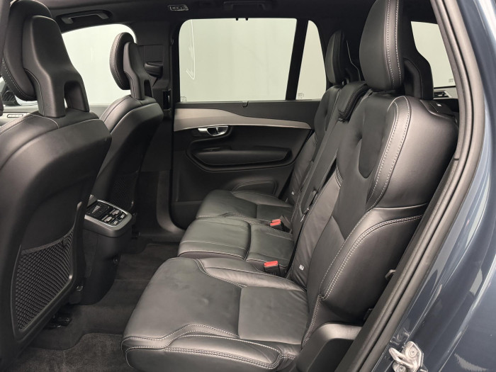 Volvo XC90 B5 AWD R-DESIGN AUT CZ