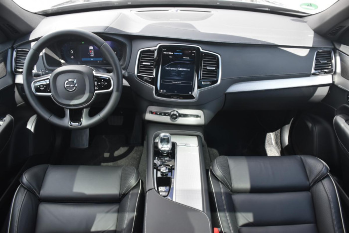 Volvo XC90 B5 AWD PLUS BRIGHT PANORAMA
