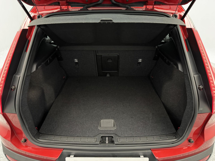 Volvo XC40 T3 MOMENTUM CZ 1.maj. 1.5 Momentum