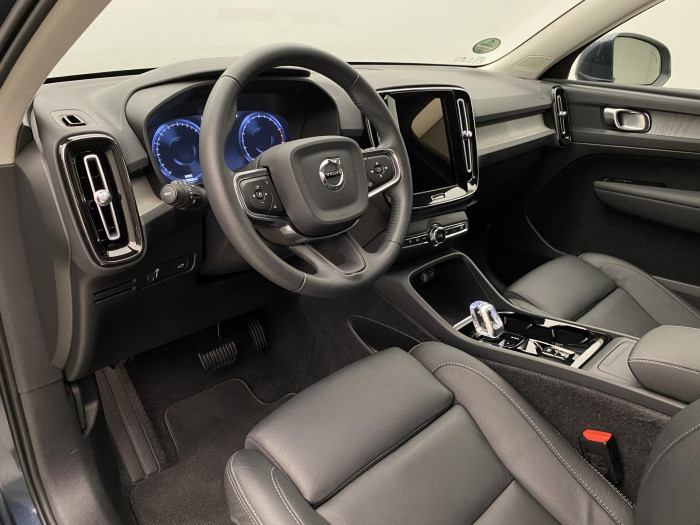 Volvo XC40 B4 AWD INSCRIPTION AUT CZ