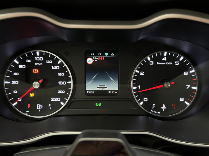 MG ZS 1.5 ESSENTIAL PLUS CZ 1.maj.