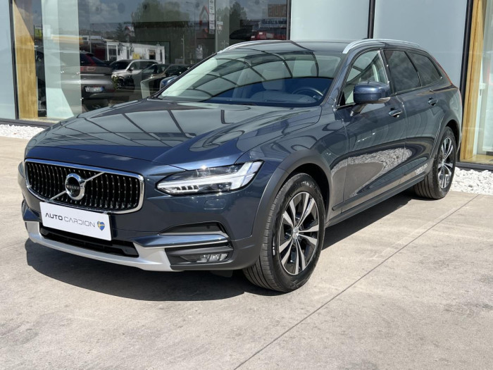 Volvo V90 CROSS COUNTRY D4 AWD Aut 1.maj 2.0 d