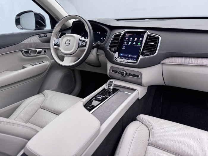 Volvo XC90 B6 AWD PLUS DARK CZ 1.maj