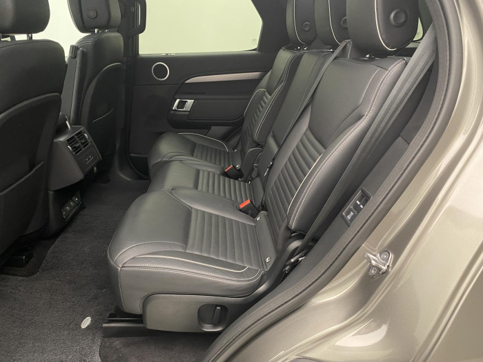 Land Rover Discovery D300 HSE AWD AUT CZ 3.0 d