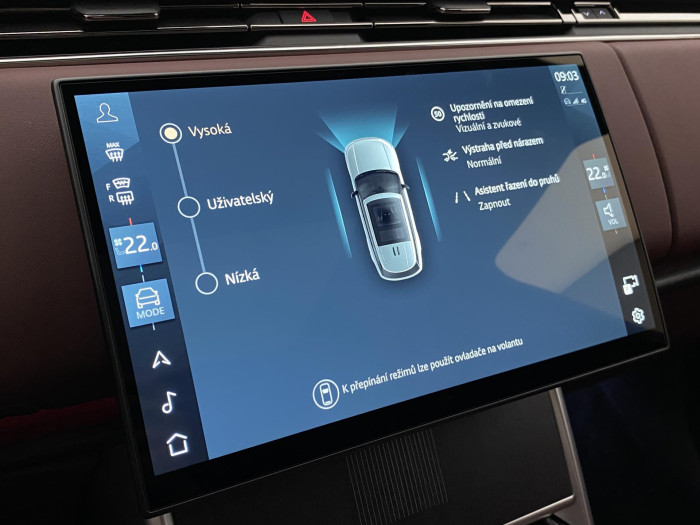 Land Rover Range Rover P550e AUTOBIOGRAPHY