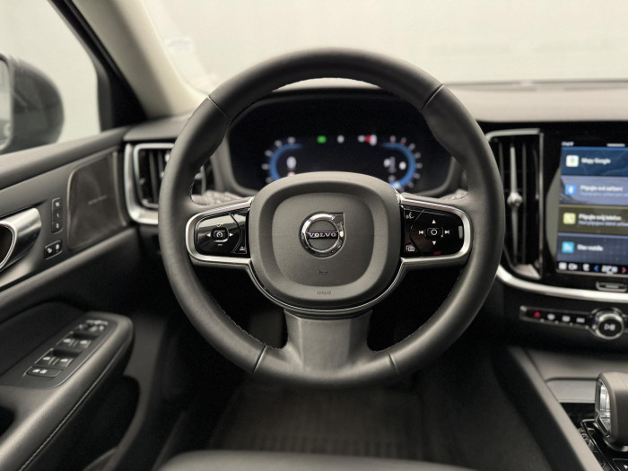 Volvo V60 CC B5 AWD PLUS REZERVACE