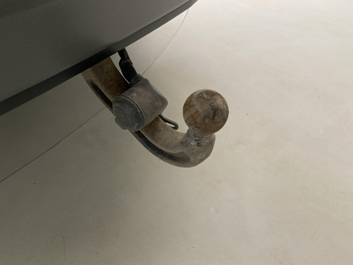 Land Rover Discovery SD6 HSE AWD AUT REZERVACE