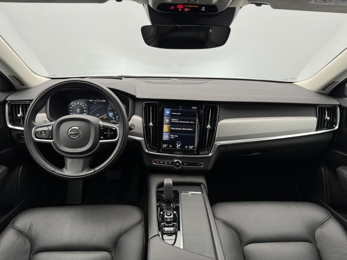 Volvo V90 B4 MOMENTUM PRO AUT 2.0 Momentum