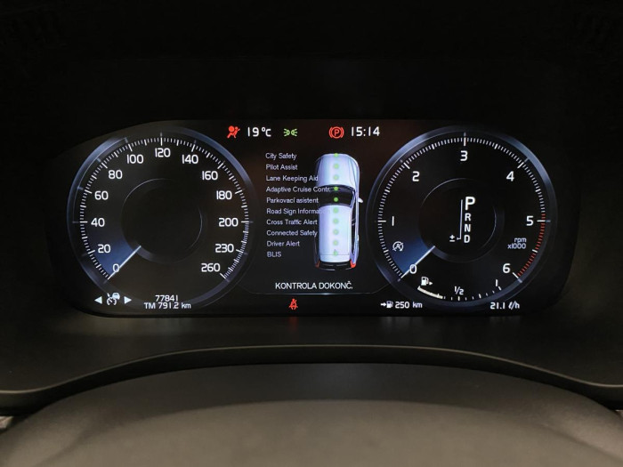 Volvo XC60 D5 AWD INSCRIPTION REZERVACE 2.0 d