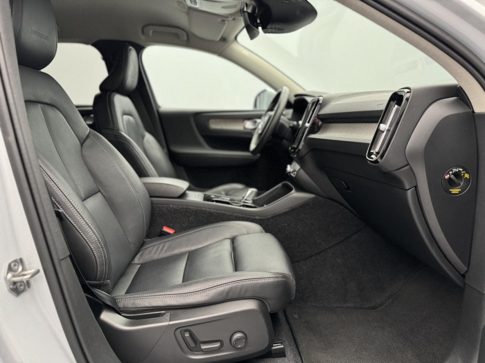 Volvo XC40 T4 INSCRIPTION AUT CZ 1.maj