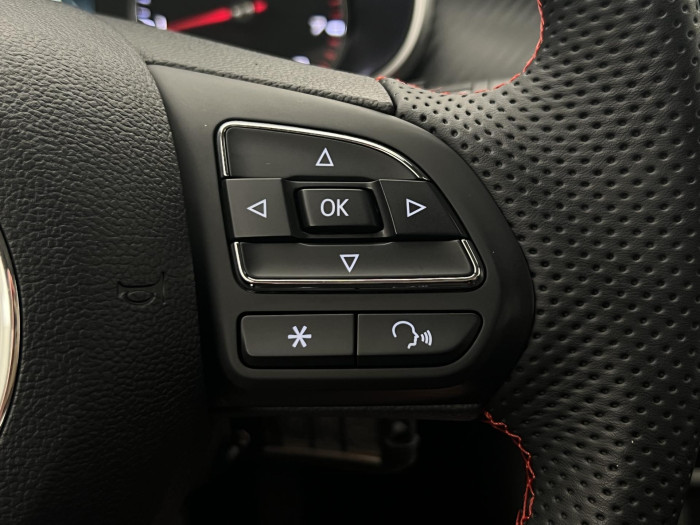 MG ZS 1.5 ESSENTIAL PLUS CZ
