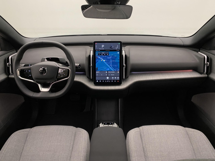 Volvo EX30 PURE ELECTRIC TWIN AWD ULTRA
