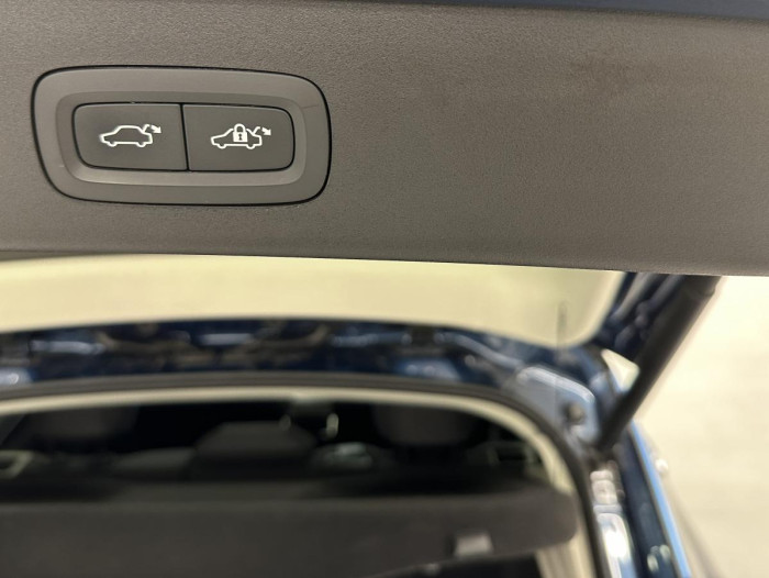 Lynk & Co 01 PHEV DCT AUT 1.maj.