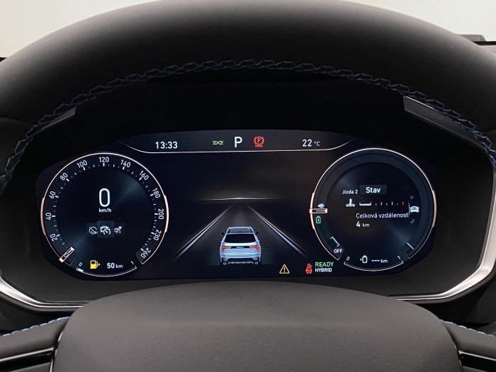 Lynk & Co 01 PHEV DCT AUT 1.maj