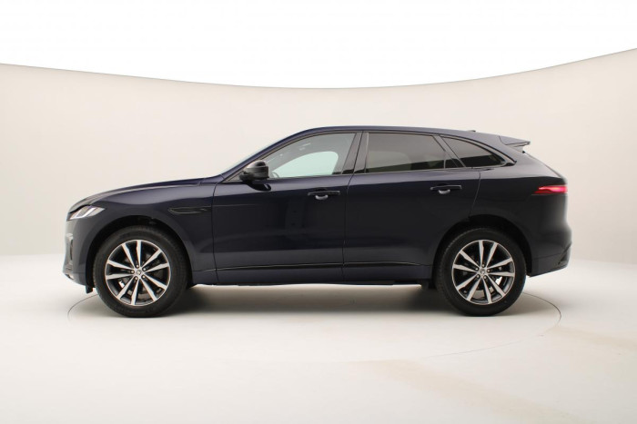 Jaguar F-Pace D200 R-DYNAMIC REZERVACE 2.0 d Dynamic