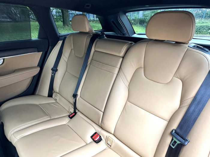 Volvo V90 CROSS COUNTRY D5 AWD REZERVACE 2.0 d