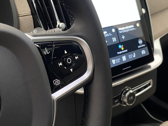 Volvo XC90 T8 AWD RECHARGE BRIGHT PLUS 7m