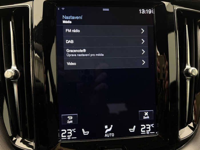 Volvo XC60 B5 AWD R-DESIGN AUT