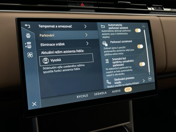 Land Rover Range Rover D350 HSE SWB AWD Aut REZERVACE 3.0 d