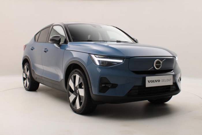 Volvo C40 RECHARGE TWIN AWD REZERVACE