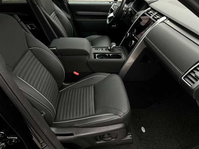 Land Rover Discovery D250 R-DYNAMIC SE AWD AUT 3.0 d Dynamic SE