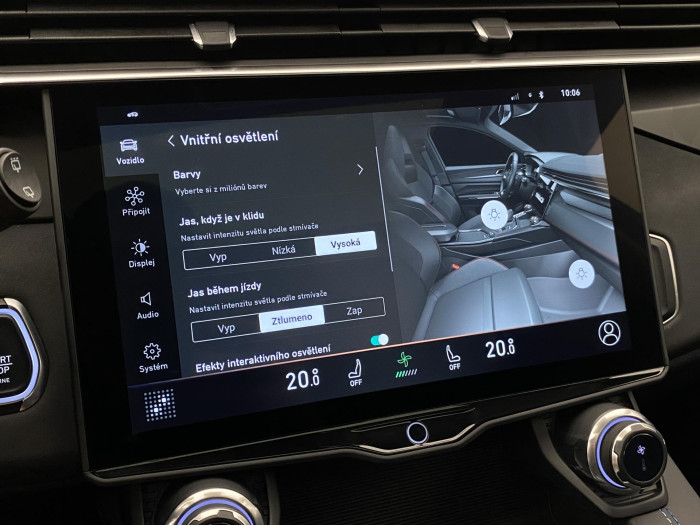 Lynk & Co 01 PHEV DCT AUT 1.maj