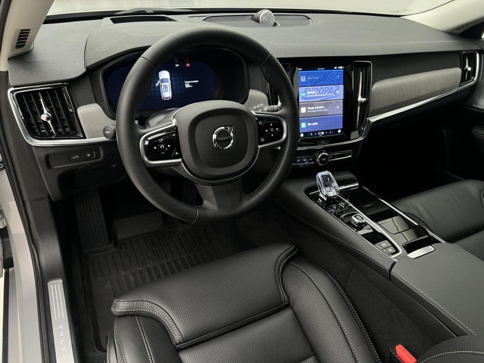 Volvo V90 T6 AWD RECHARGE PLUS DARK AUT