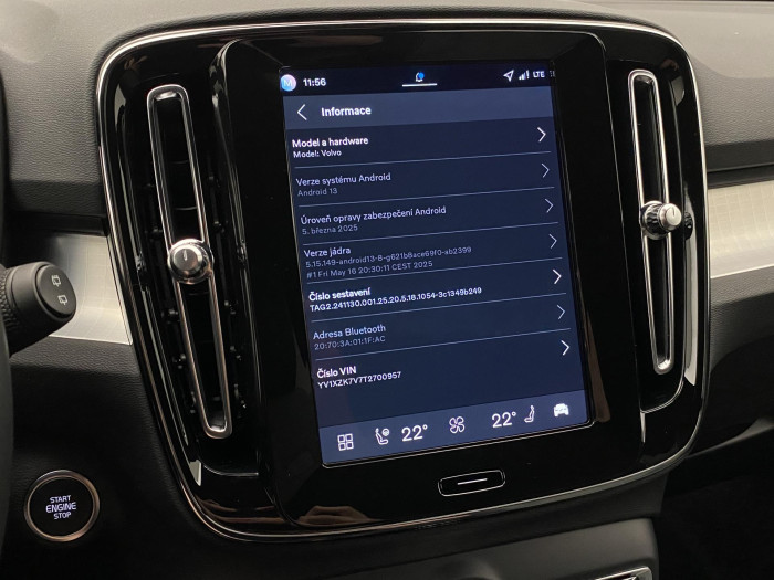 Volvo XC40 B3 AUT PLUS BLACK EDITION