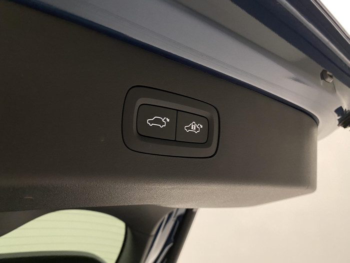 Lynk & Co 01 PHEV DCT REZERVACE