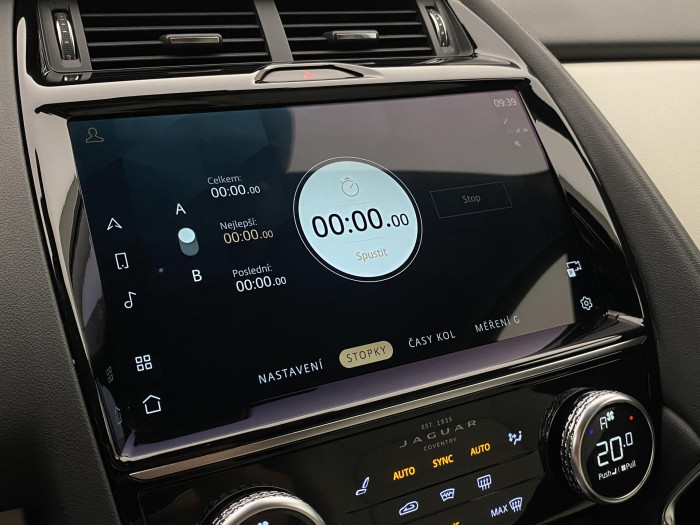 Jaguar E-Pace P200 S AWD AUT REZERVACE