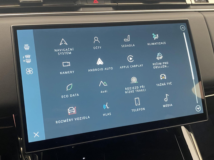 Land Rover Range Rover Sport D300 DYNAMIC SE AWD REZERVACE 3.0 d Dynamic SE