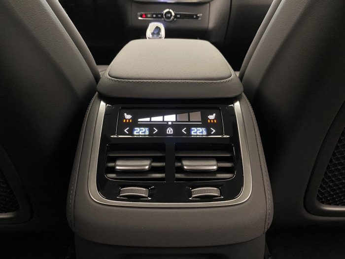 Volvo XC90 T8 AWD RECHARGE BRIGHT PLUS 7m