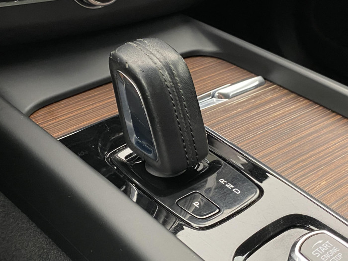 Volvo XC60 D3 AWD MOMENTUM AUT CZ 2.0 d Momentum