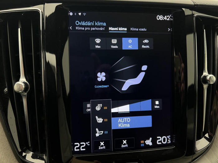 Volvo XC60 B5 AWD INSCRIPTION AUT CZ