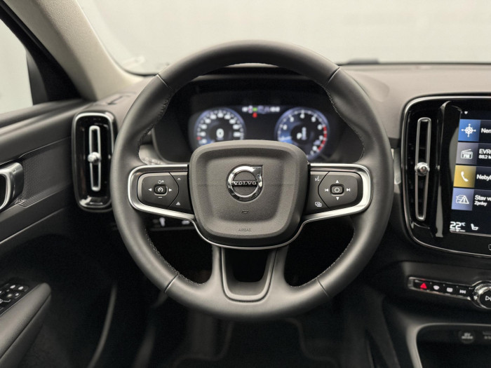 Volvo XC40 T3 MOMENTUM CZ 1.maj 1.5 Momentum