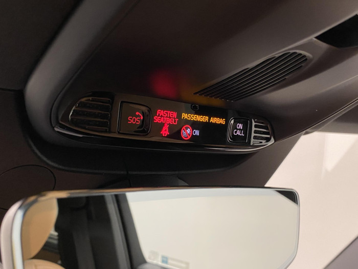 Volvo XC90 T6 AWD INSCRIPTION REZERVACE