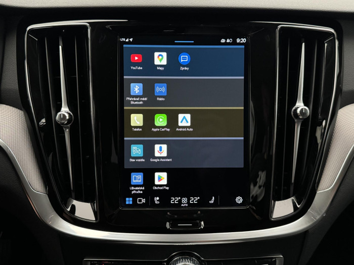 Volvo V60 CC B5 AWD PLUS BRIGHT 1.maj