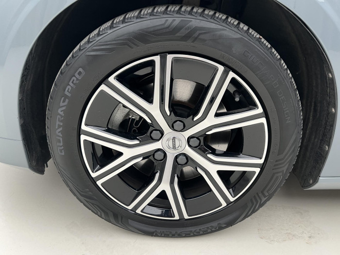 Volvo V60 B3 CORE AUT 1.maj.