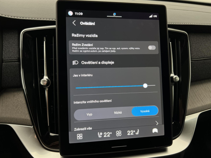 Volvo XC90 T8 AWD RECHARGE DARK ULTRA AUT