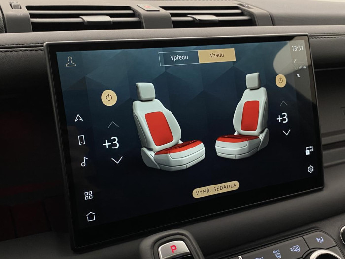 Land Rover Defender 110 V8 P525 AWD AUT REZERVACE 5.0 V8