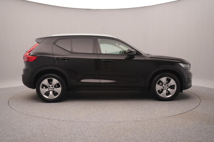 Volvo XC40 T5 AWD MOMENTUM PRO AUT 2.0 Momentum