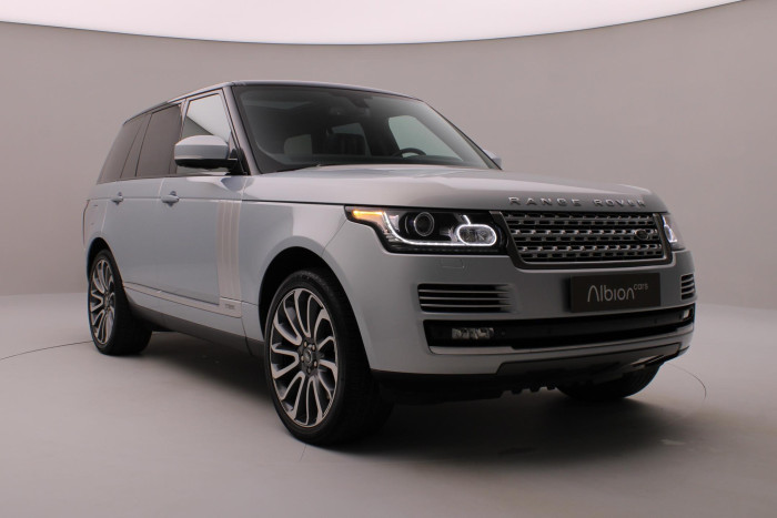 Land Rover Range Rover HYBRID AUTOBIOGRAPHY REZERVACE