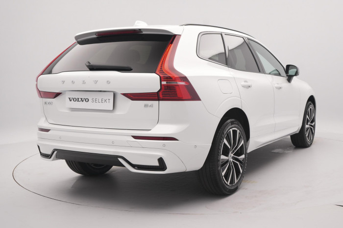 Volvo XC60 B4 PLUS DARK AUT 1.maj.