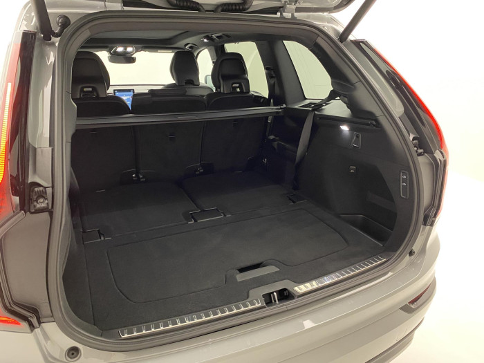 Volvo XC90 B5 AWD BLACK EDITION PLUS 7