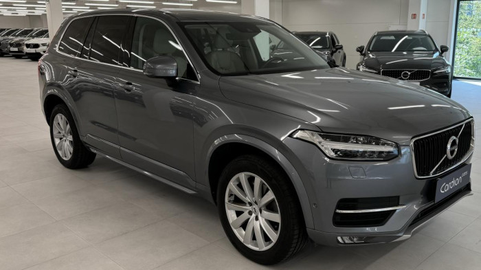 Volvo XC90 D5 AWD MOMENTUM AUT 2.0 d Momentum