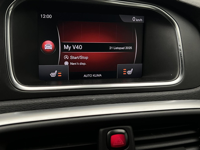 Volvo V40 D3 MOMENTUM AUT CZ 2.0 d Momentum