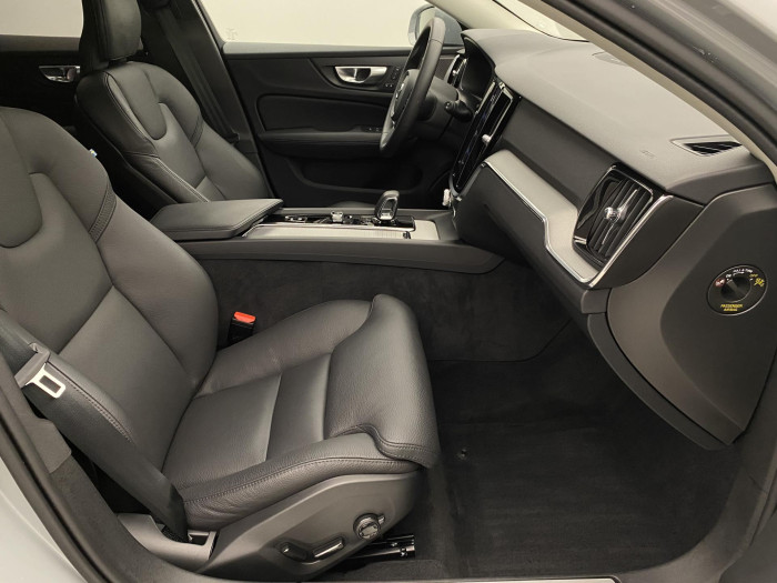 Volvo V60 CC B5 AWD BRIGHT PLUS AUT