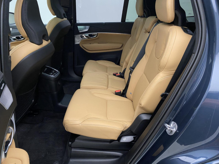 Volvo XC90 T8 AWD DARK ULTRA AUT CZ 1.maj