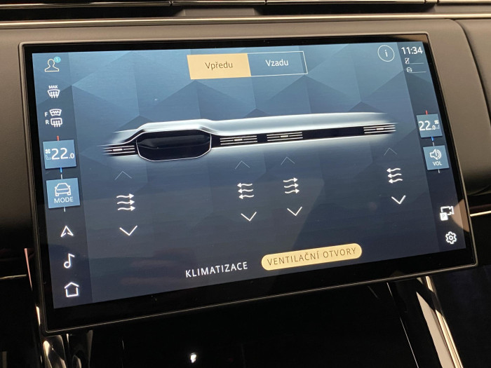 Land Rover Range Rover Sport D250 DYNAMIC SE AWD REZERVACE 3.0 d Dynamic SE