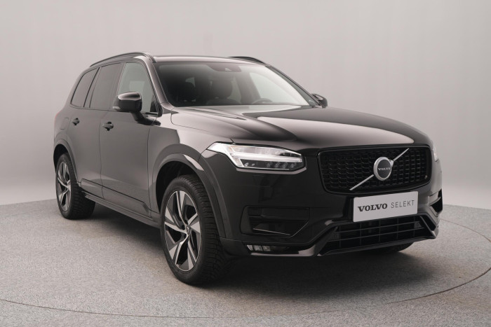 Volvo XC90 B5 AWD R-DESIGN REZERVACE